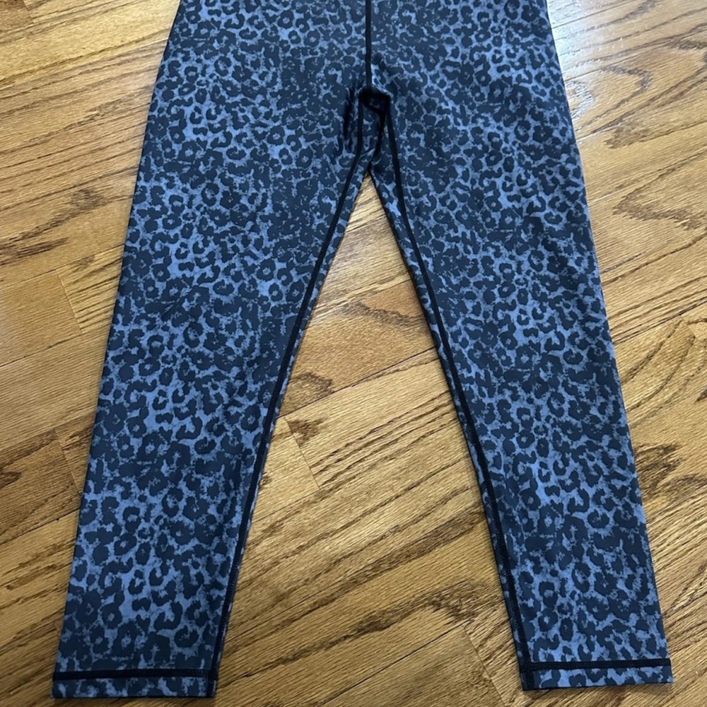 ZYIA Leopard Print Black and Gray Leggings